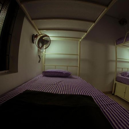 Bonds Hostel 坎多林 外观 照片
