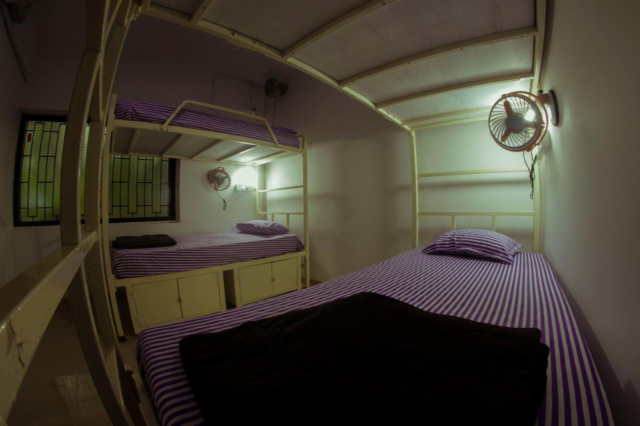 Bonds Hostel 坎多林 外观 照片