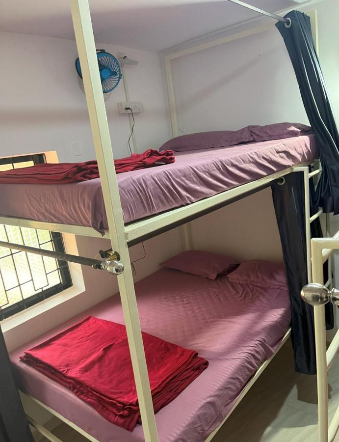 Bonds Hostel 坎多林 外观 照片